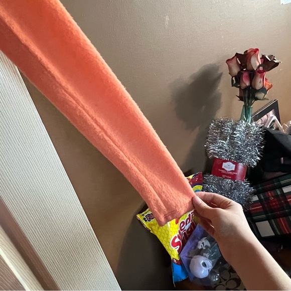 Urban Outfitters Out From Under Edith Fleece Wrap Top Coral Pink Medium - Picture 7 of 12